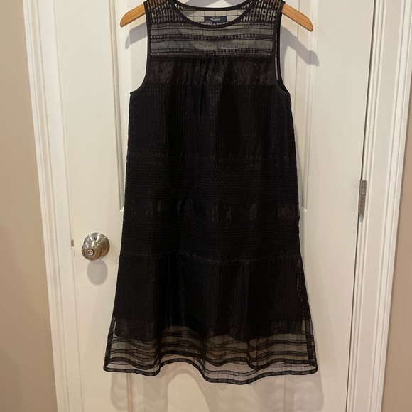 Madewell Tulle & Sheer embroidered dress. 🖤 - Picture 11 of 12
